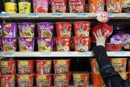 康师傅创始人魏应州创业史,康师傅方便面的老板是哪的