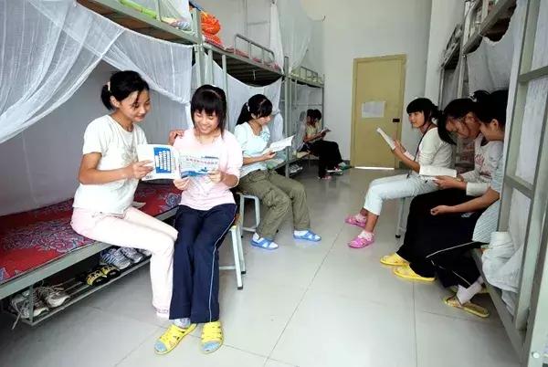 我说龙泉驿，你说好安逸！这座城的命运，正被幸福改写