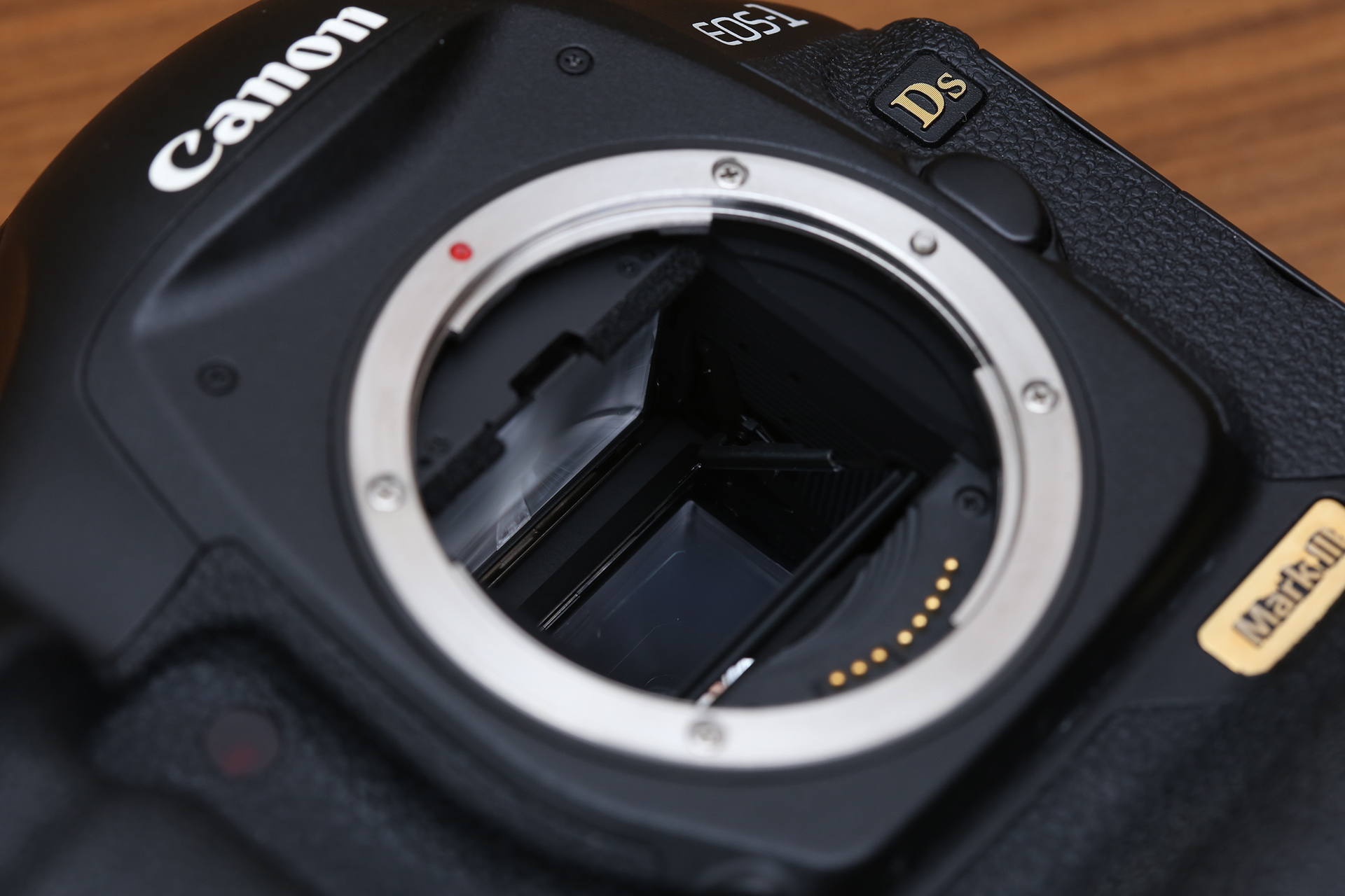 佳能1dsmark3还值得买吗,ds时代