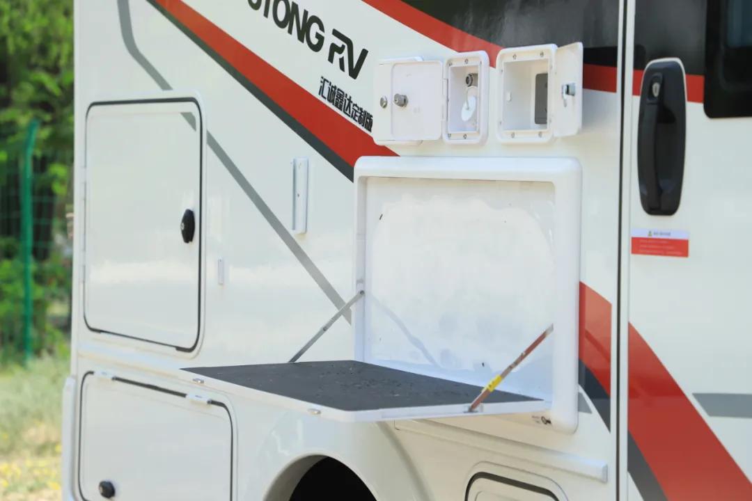 二手宇通汇诚鑫达定制版房车,汇诚鑫达邯郸宇通专营店