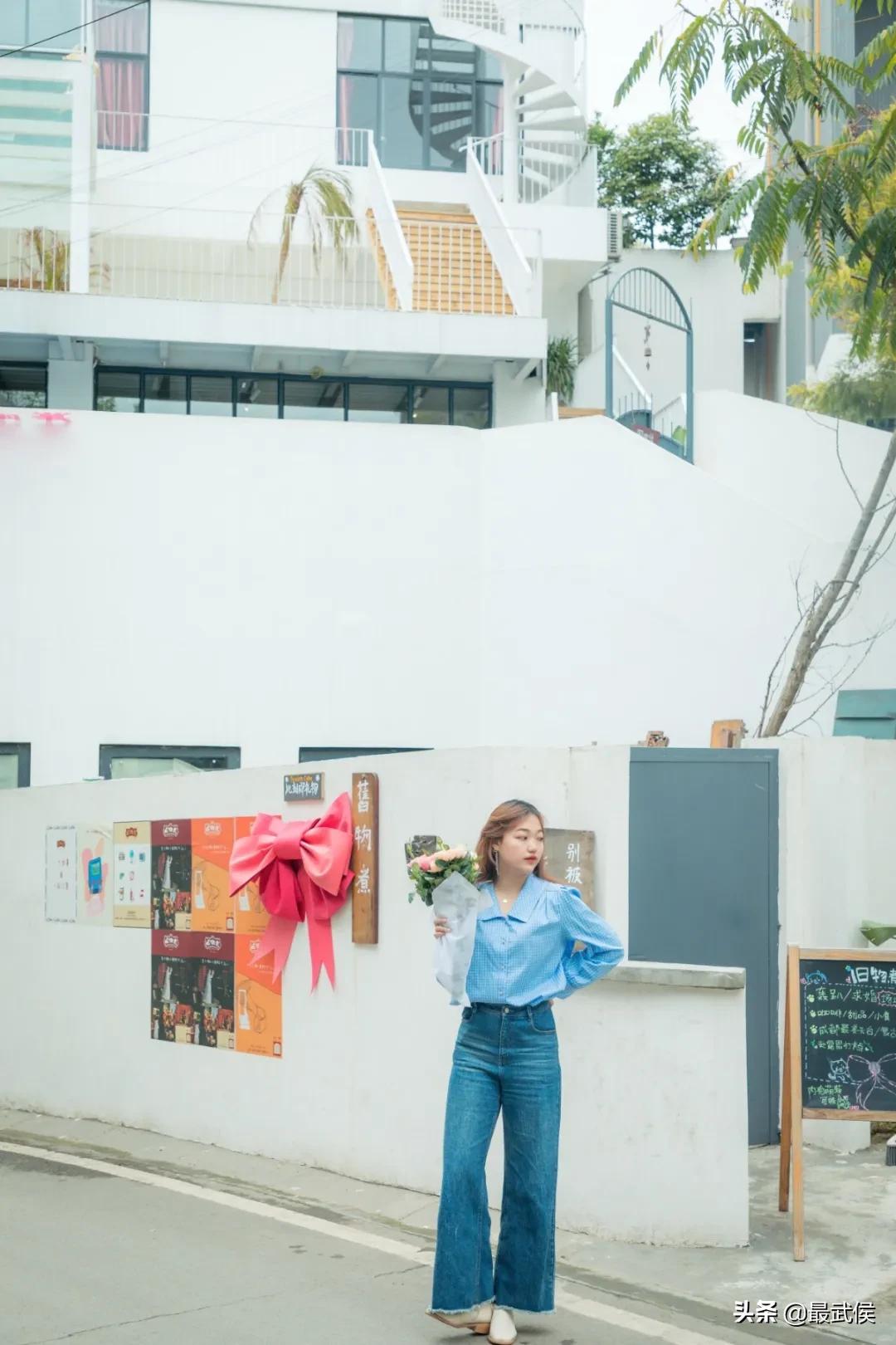 成都便宜的大花市,成都街边卖花一元一束