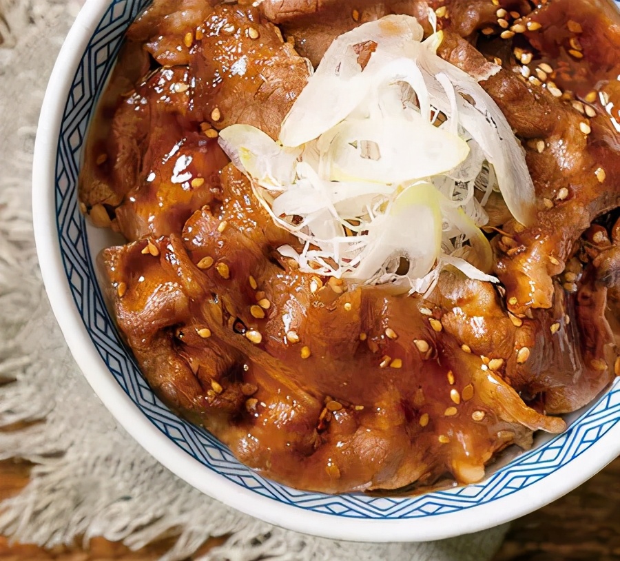 吉野家利润有多大,吉野家经营危机