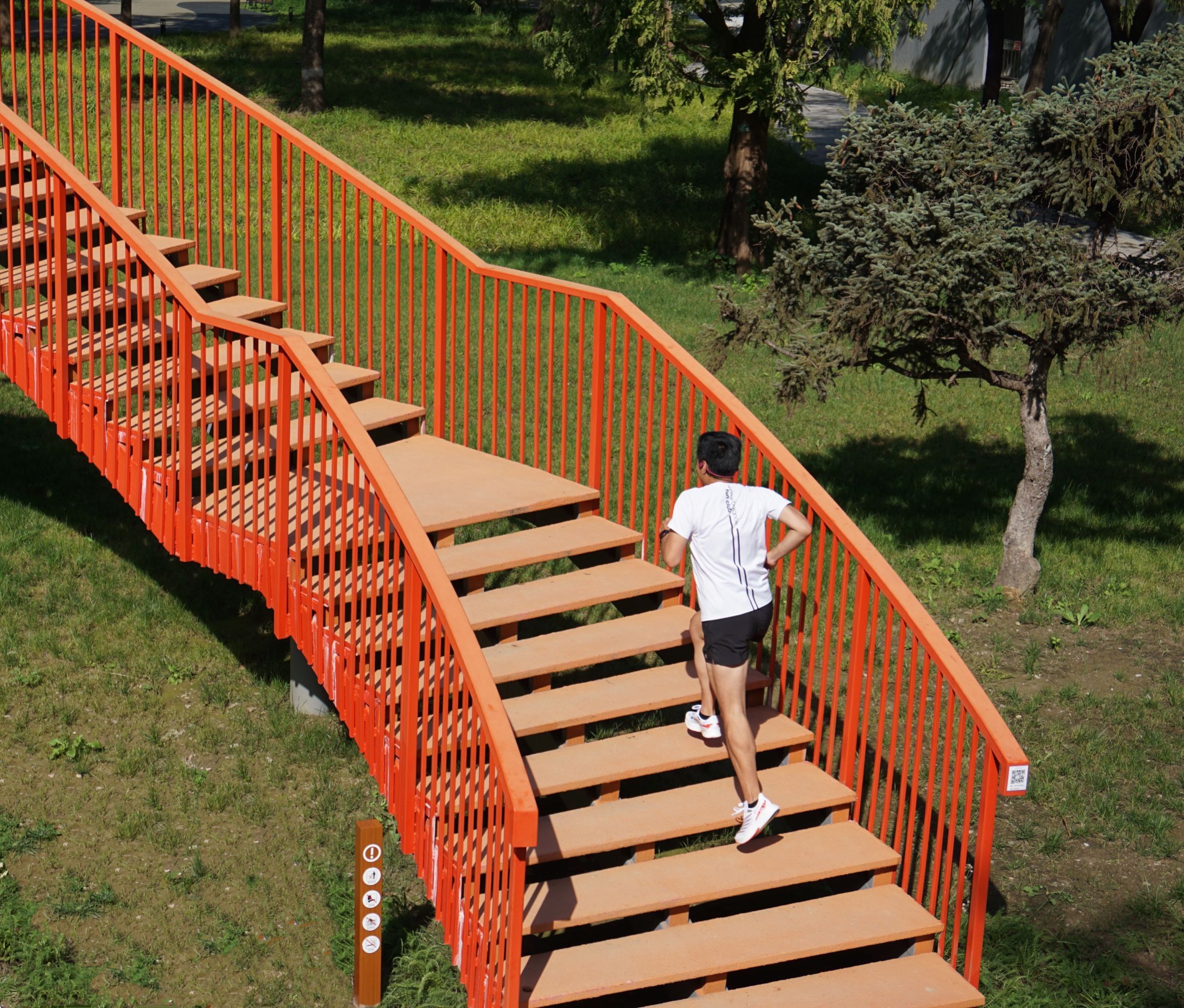 nbfuelcellrcelitev2跑鞋真实测评,nb高颜值复古跑鞋