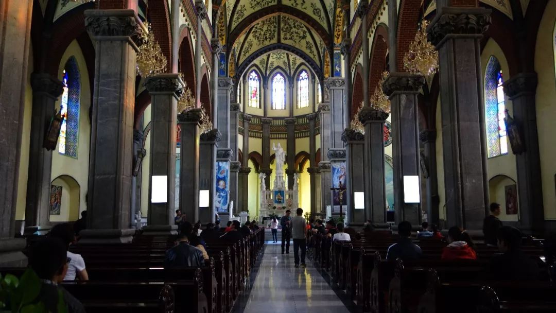 放慢脚步感受济南这座城市,济南一座让你不虚此行的城市