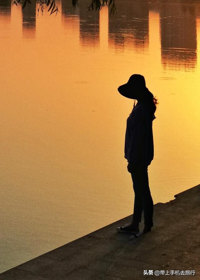 用手机怎么拍好剪影视频,手机拍剪影参数怎么调