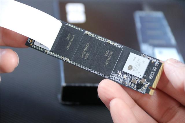 小米笔记本pro加固态硬盘怎么分区,小米笔记本更换固态硬盘教程