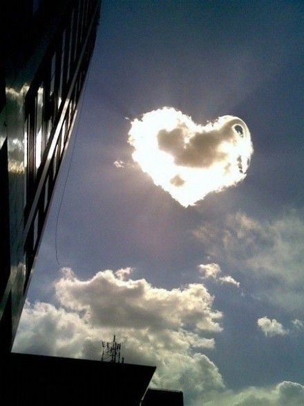 既要工作又要带孩子的妈妈心酸,既要挣钱养家又要负责带孩子学习