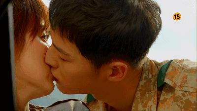 20个月童话婚姻就破裂？宋慧乔和宋仲基撒过的糖都成了玻璃渣