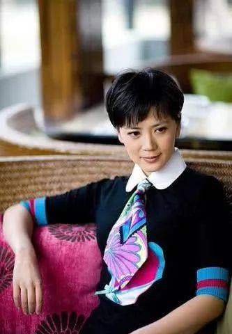 冰美人入狱后她老公不离婚,世界杯一哭成名完整版