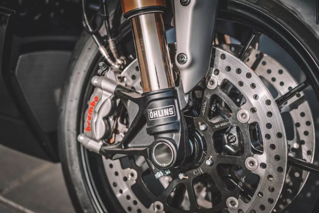 2022款杜卡迪1260s试驾,杜卡迪1260s是复古还是街车