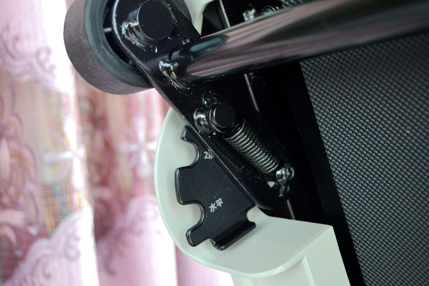 野小兽p30跑步机男士用着怎么样,野小兽跑步机p30怎么减震最好