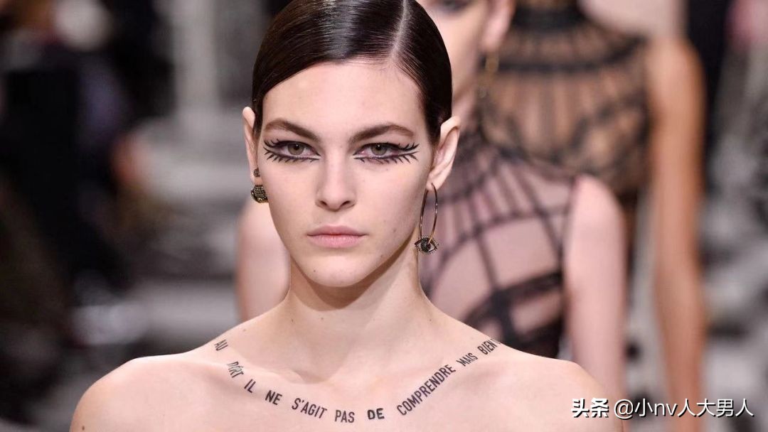 隐藏的纹身贴,压迫感十足的纹身贴