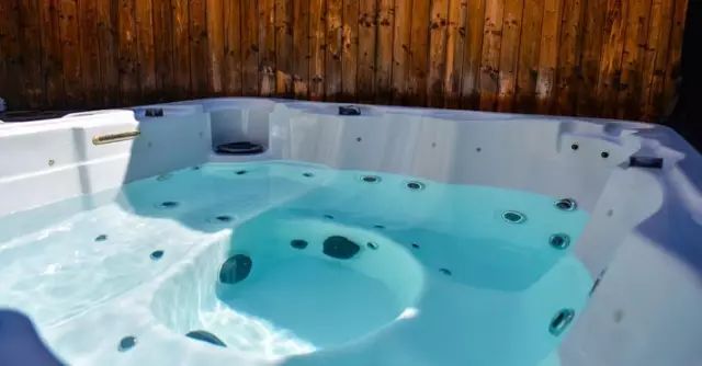 真正的森林树屋,这些树屋满足你对森林的所有幻想