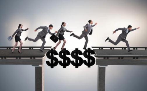 从穷人到富人四个思维层级,赚钱的四个差距