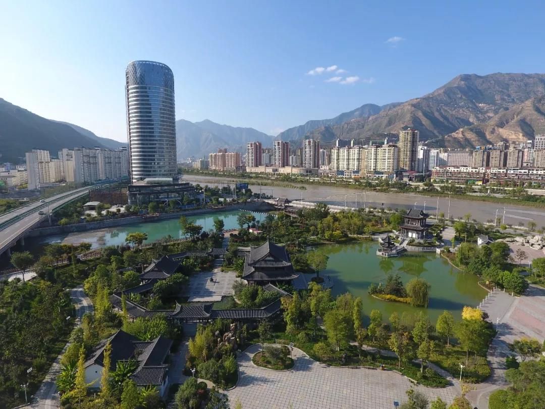 第一个全域旅游城市,全域旅游景点规划