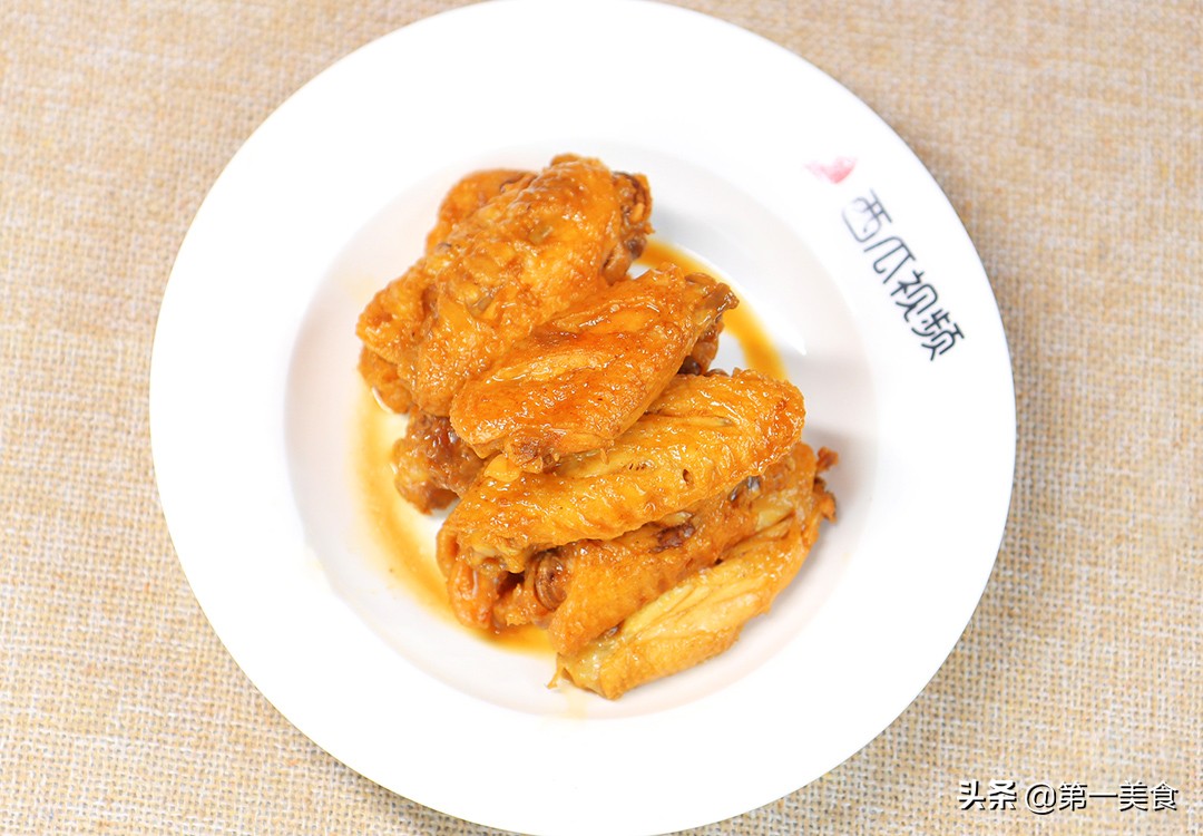 能吃鸡翅的家常做法,这样做的鸡翅软烂入味又好吃