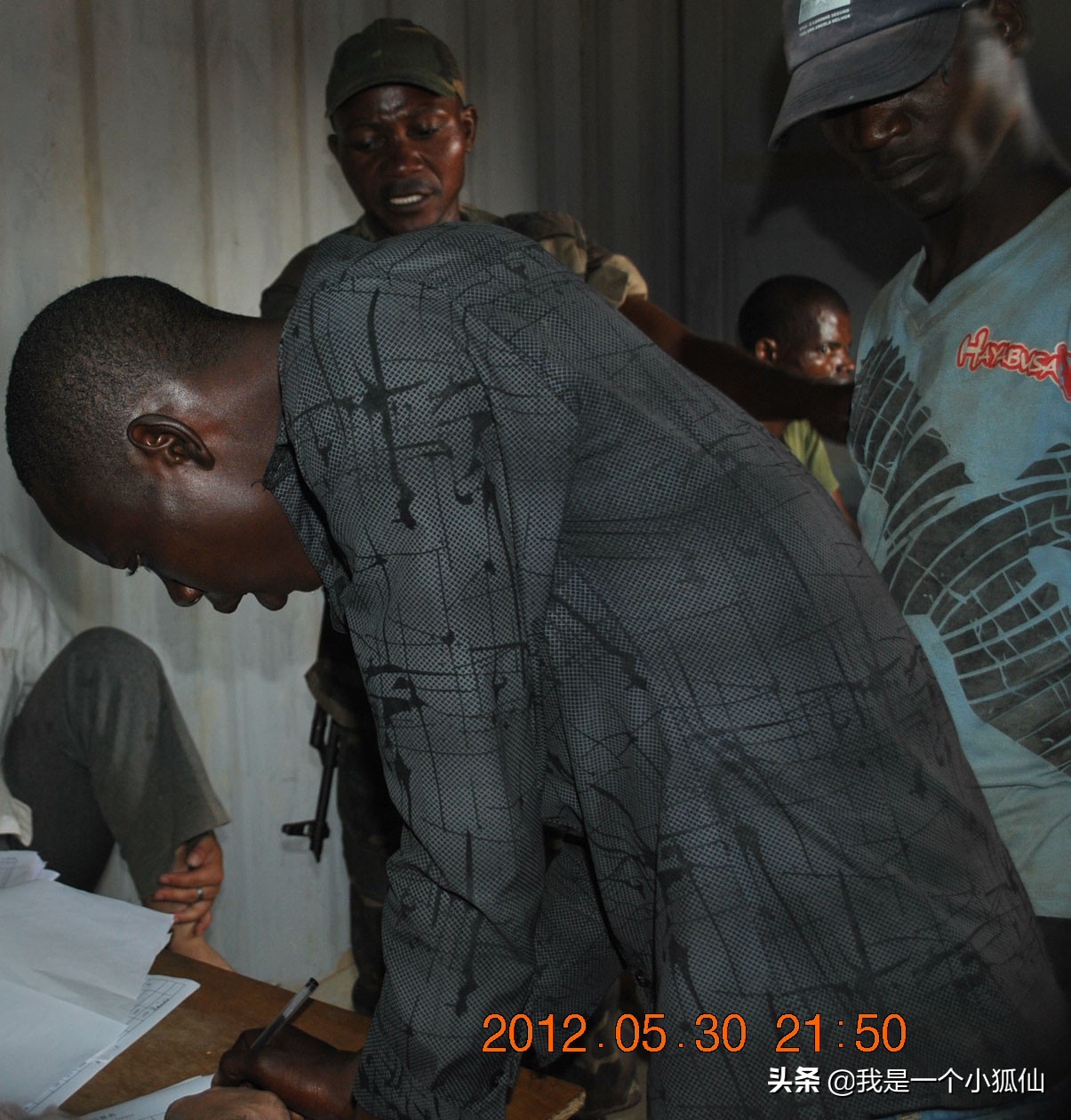 为什么非洲安哥拉黑人会向中国人借钱。我在非洲安哥拉的日子199