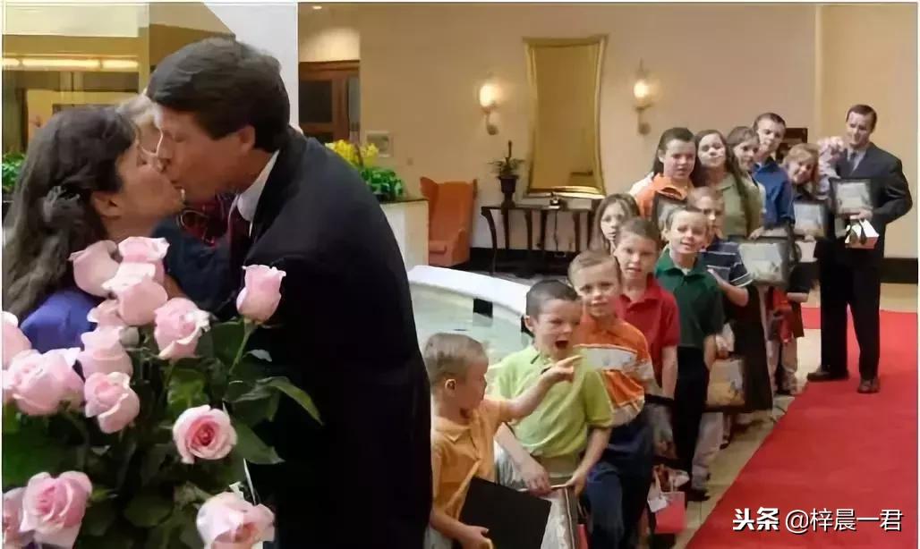 美国夫妇一胎生20个,美国一对夫妻生19个孩子