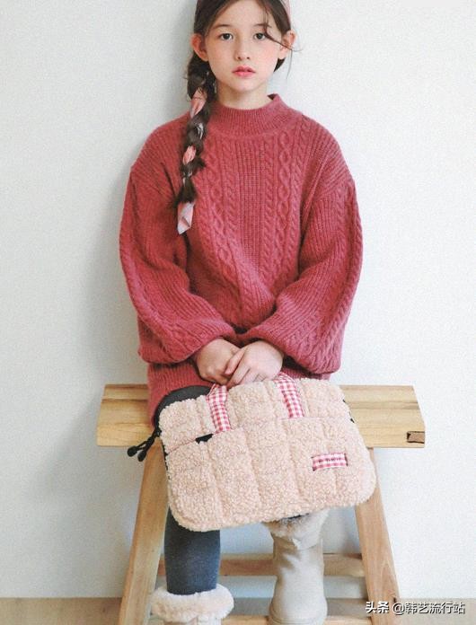 又潮又酷韩版黑色毛衣儿童版,男童冬季韩版百搭毛衣