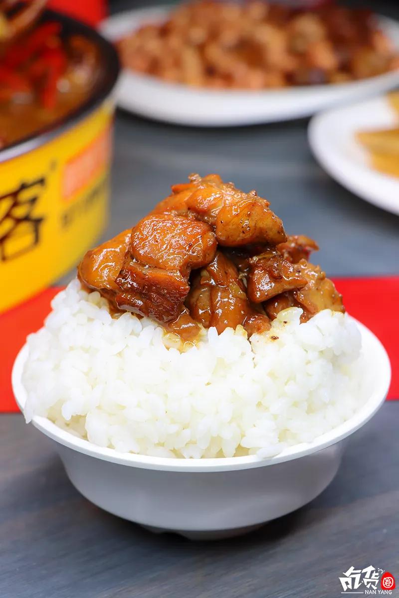 南阳西域大盘鸡,南阳市区西部来客大盘鸡