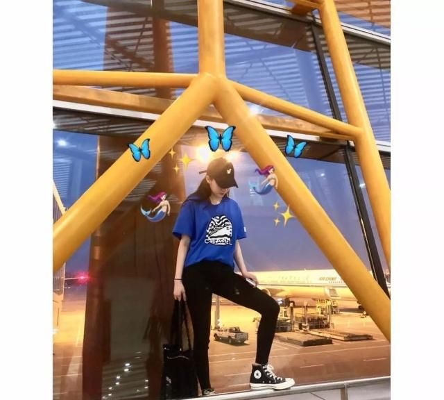 匡威代言人欧阳娜娜,匡威onestar红白拼接欧阳娜娜