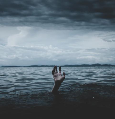 搞笑的人为什么自己容易得抑郁症 (平时很幽默风趣的人会得抑郁症吗)