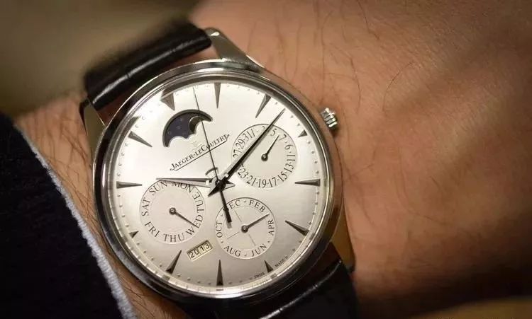 西铁城光动能万年历手表推荐,西铁城光动能手表全球限量版8000