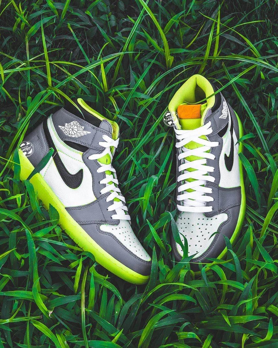 aj1鐞冮瀷澶栫鍖荤敓鑱斿悕鑺濆姞鍝ョ孩,aj1澶栫鍖荤敓瀹氬埗