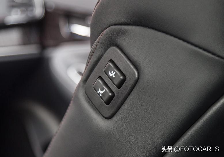 丰田皇冠2.5升四驱豪华版价格,丰田皇冠2024款最新款银色