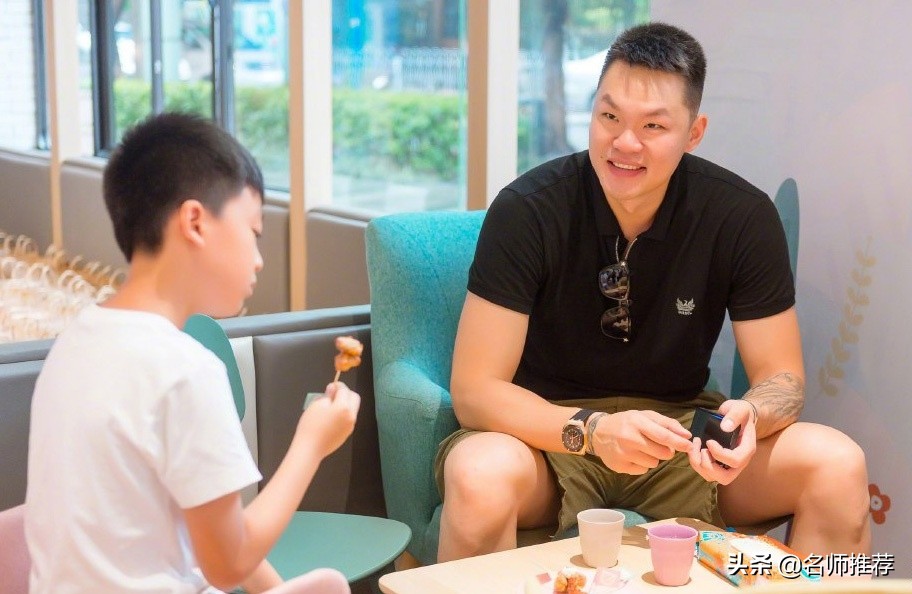 朱芳雨现实照片,朱芳雨以前的照片