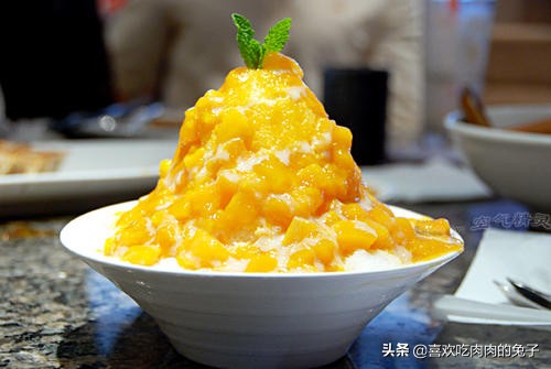 夏日芒果甜品沙冰,好吃的酸奶芒果冰沙