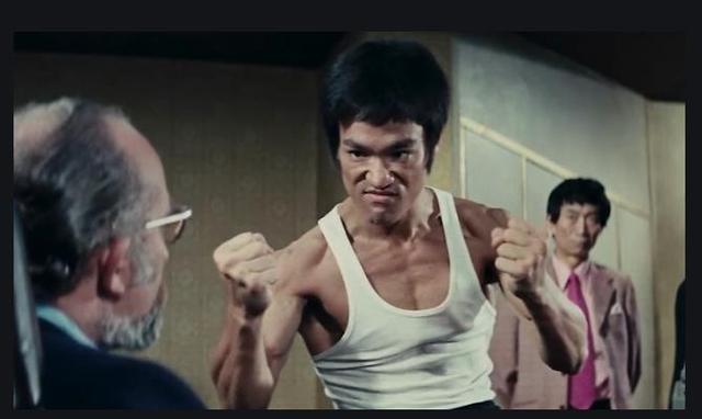 咏春拳日字冲拳视频,咏春日字冲拳叶问片段