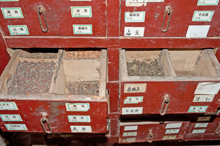 知柏地黄丸治疗肾阴虚，还有4大妙用，让人钦佩，但这些人别用