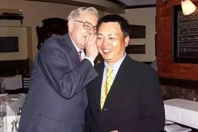 黄峥一夜之间蒸发千亿富人榜,黄峥白手起家原因