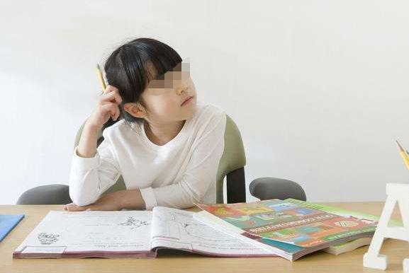 “天天看电视”的孩子，和“不看电视”的孩子，这些差距很明显