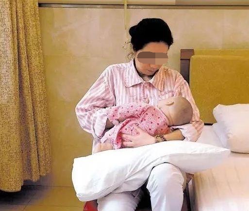 宝宝呛奶怎么正确急救,宝宝呛奶后的急救处理图解