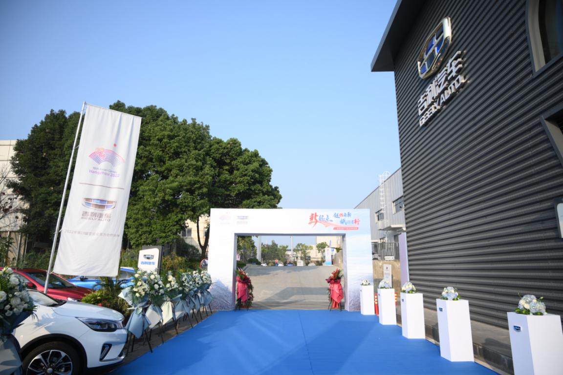 成都新越行吉利旗舰店卖什么车,吉利授权经销商吉利博越