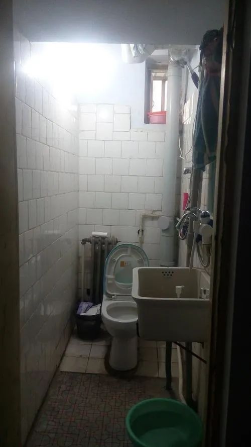 最简易的干湿分离淋浴间,淋浴区干湿分离