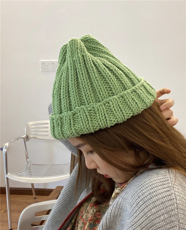 怎么选择适合自己头型的帽子,平顶帽子和圆顶帽子适合什么脸型