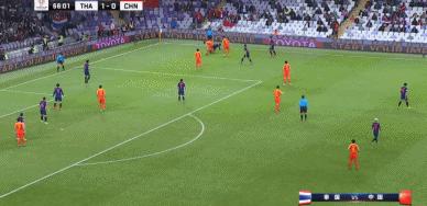 国足逆转泰国进亚洲杯八强恒大国脚赛前收许家印鼓励信