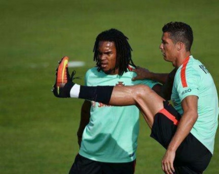 欧洲杯往事之冰岛,欧洲杯纪录片破茧成蝶葡萄牙