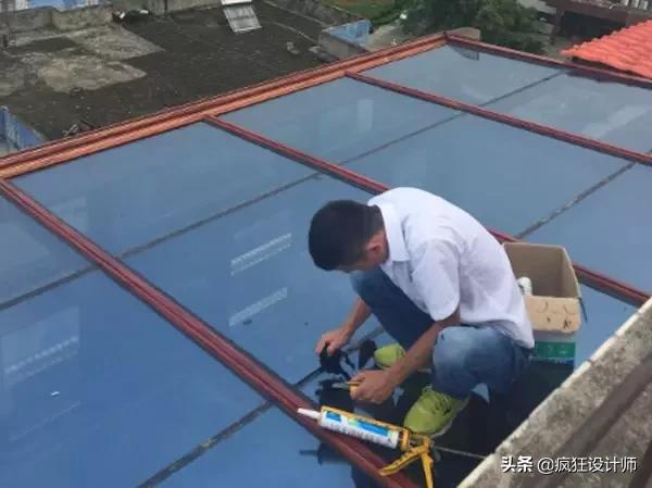 玻璃房门窗密封打胶的手法和技巧,不锈钢门窗密封打胶的手法和技巧