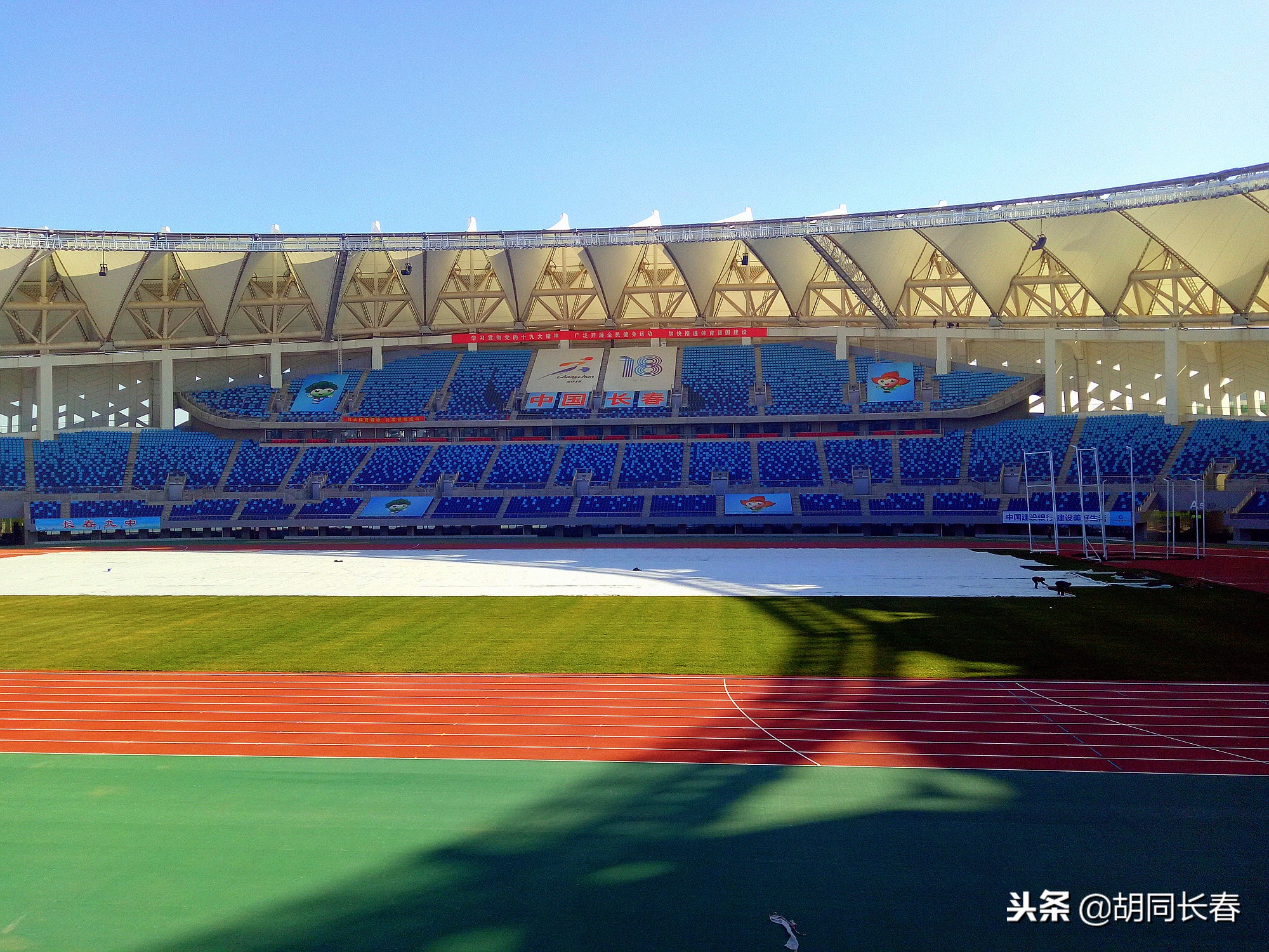 闀挎槬濂ユ灄鍖瑰厠鍏洯鐢板緞鍥剧墖,闀挎槬濂ユ灄鍖瑰厠涓績鎷嶆憚