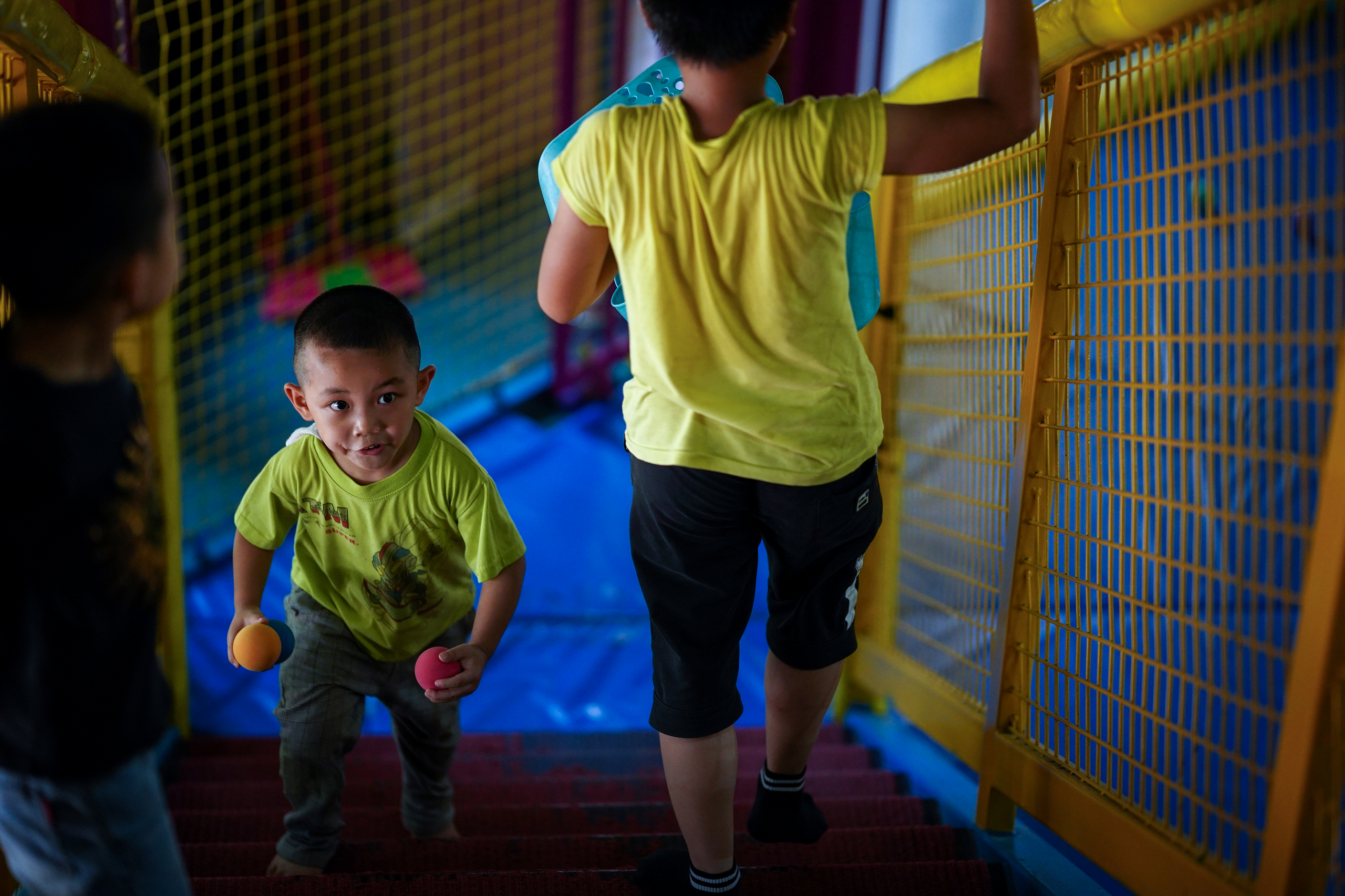 索尼适马851.4定焦镜头,适马85f1.4索尼微单