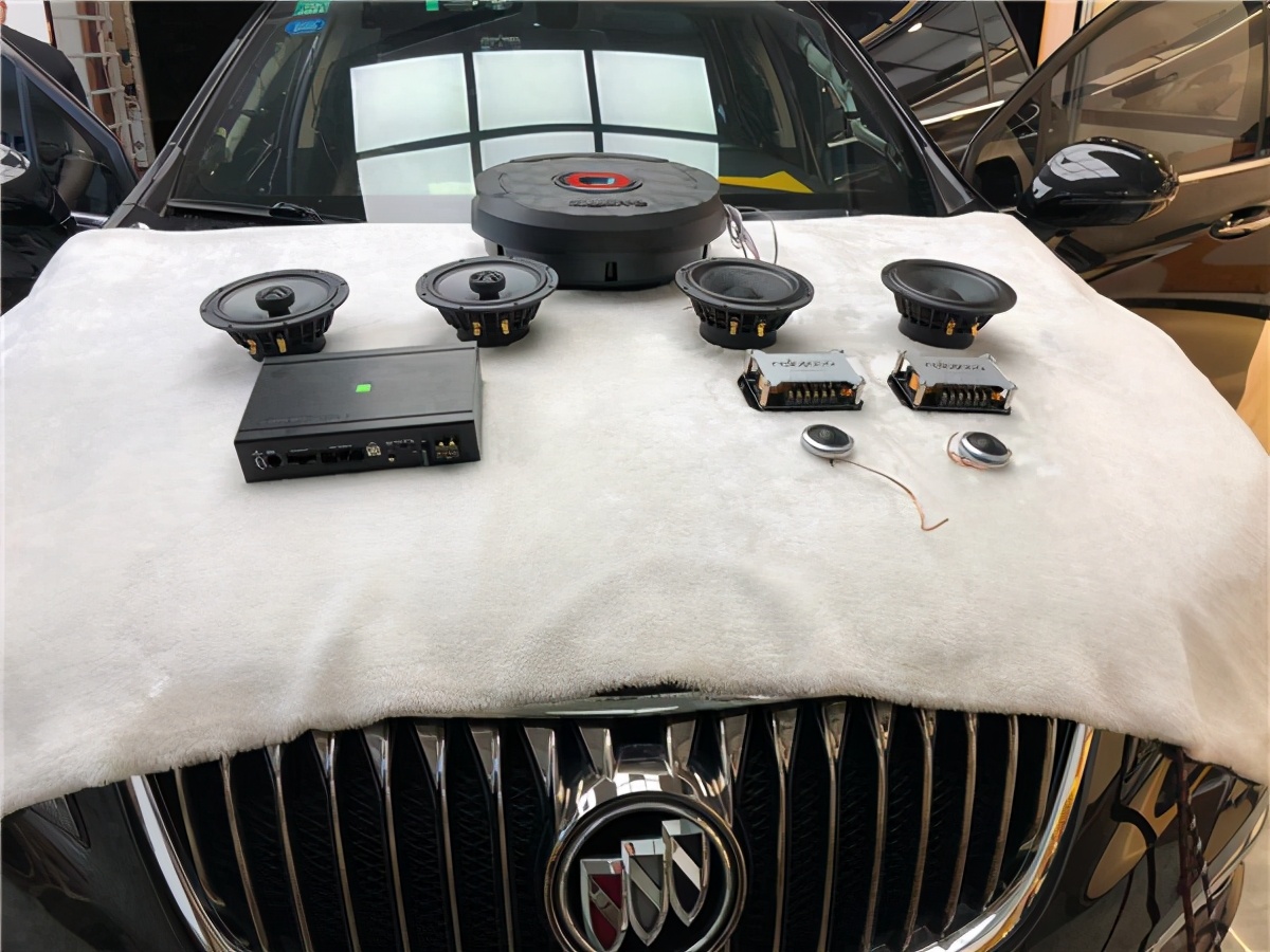 昂科威plus音响改装升级,别克昂科威bose音响升级
