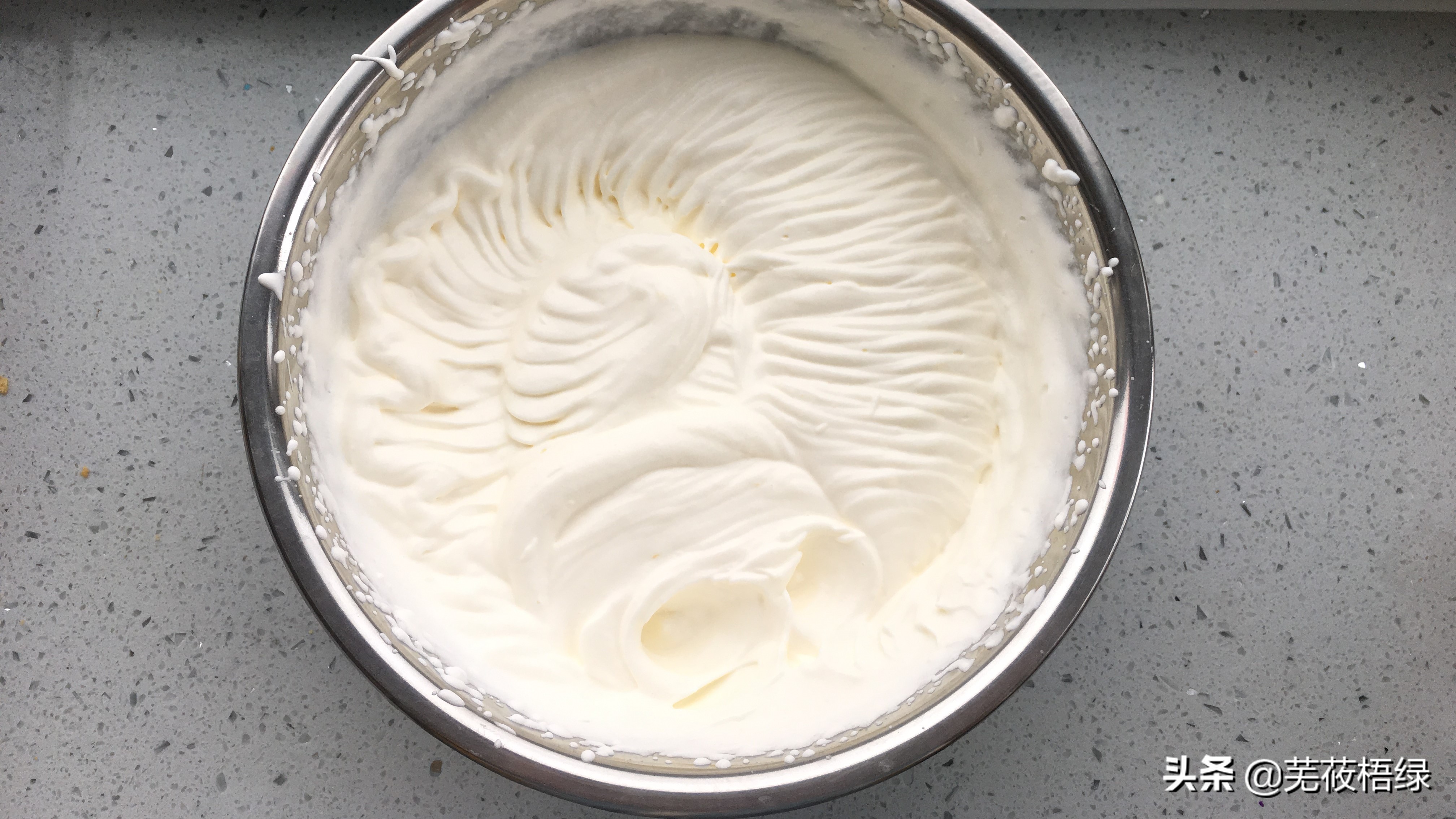 淡奶油做什么可以快速消耗,淡奶油开封的方法