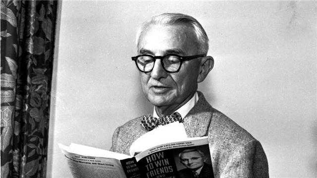 *耐基卡**《人性的弱点》:最“经典”的10句话,把现实说得太透了