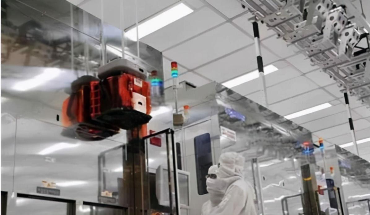 中芯国际是芯片龙头吗,中国营收超千亿的半导体企业