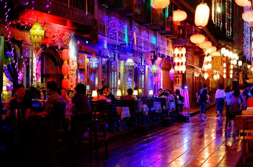 国内十条坑人的美食街,国内最坑游客的十条美食街红黑榜