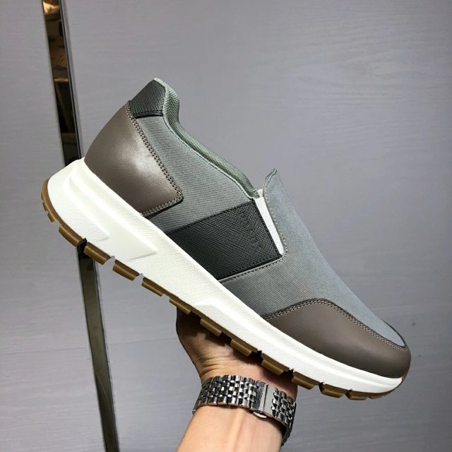 普拉达低帮休闲运动鞋,普拉达慢跑鞋男